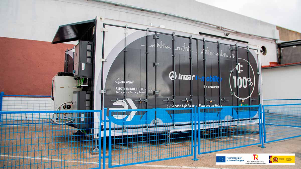 Irizar e-mobility desarrolla un proyecto de segunda vida de baterías eléctricas junto con EMT Madrid e Iberdrola