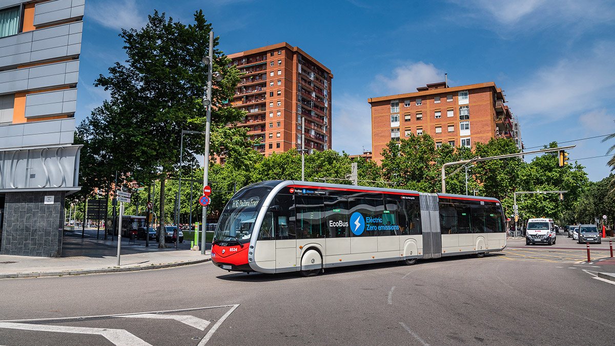 Nuevos autobuses eléctricos Irizar se incorporan a la flota de TMB 