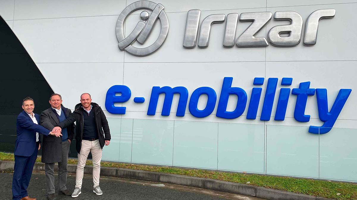 Zarautzek Irizar e-mobilityren autobus elektrikoen aldeko apustua egin du