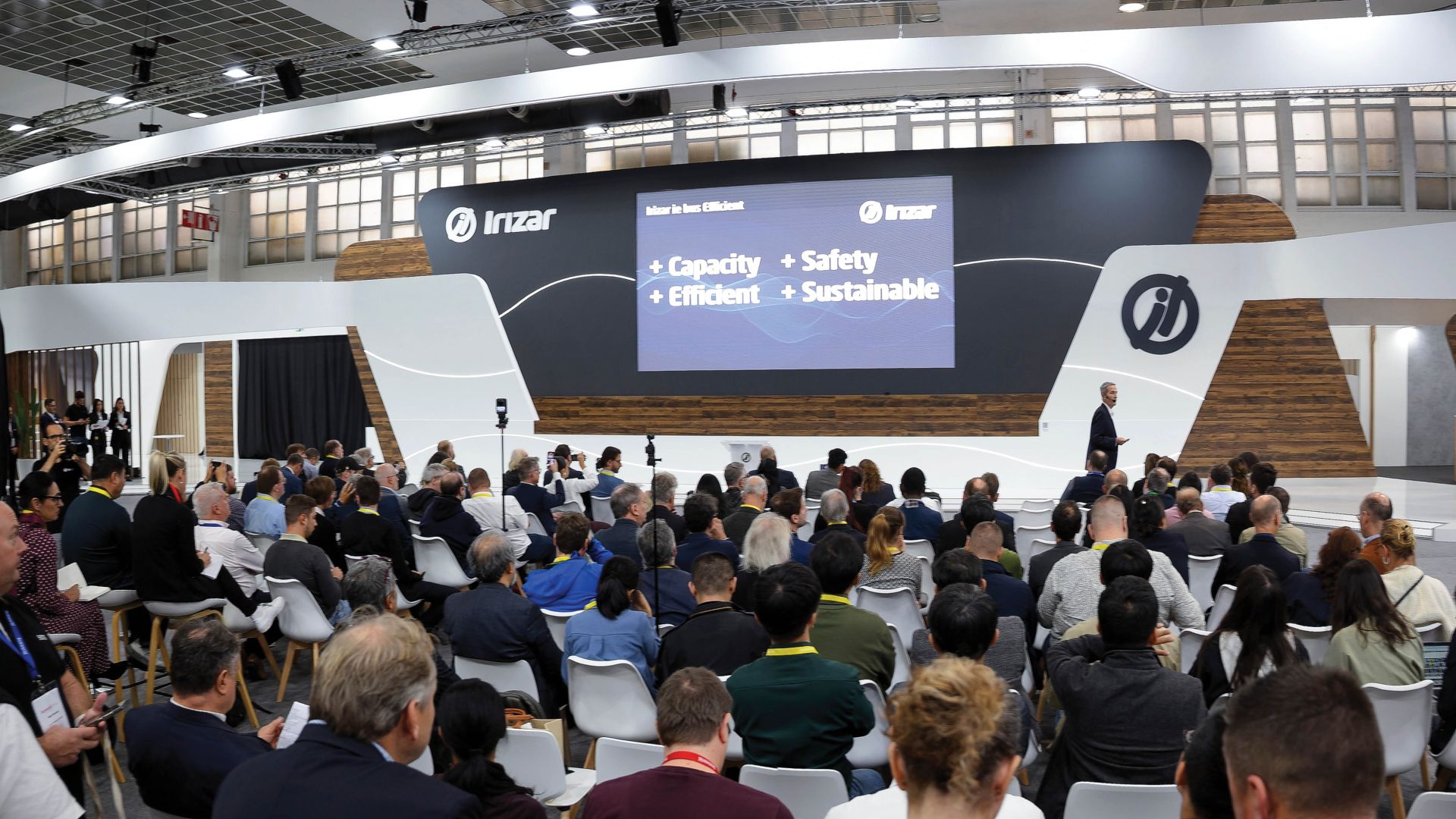 Irizar presenta sus nuevos vehículos en Busworld 2025