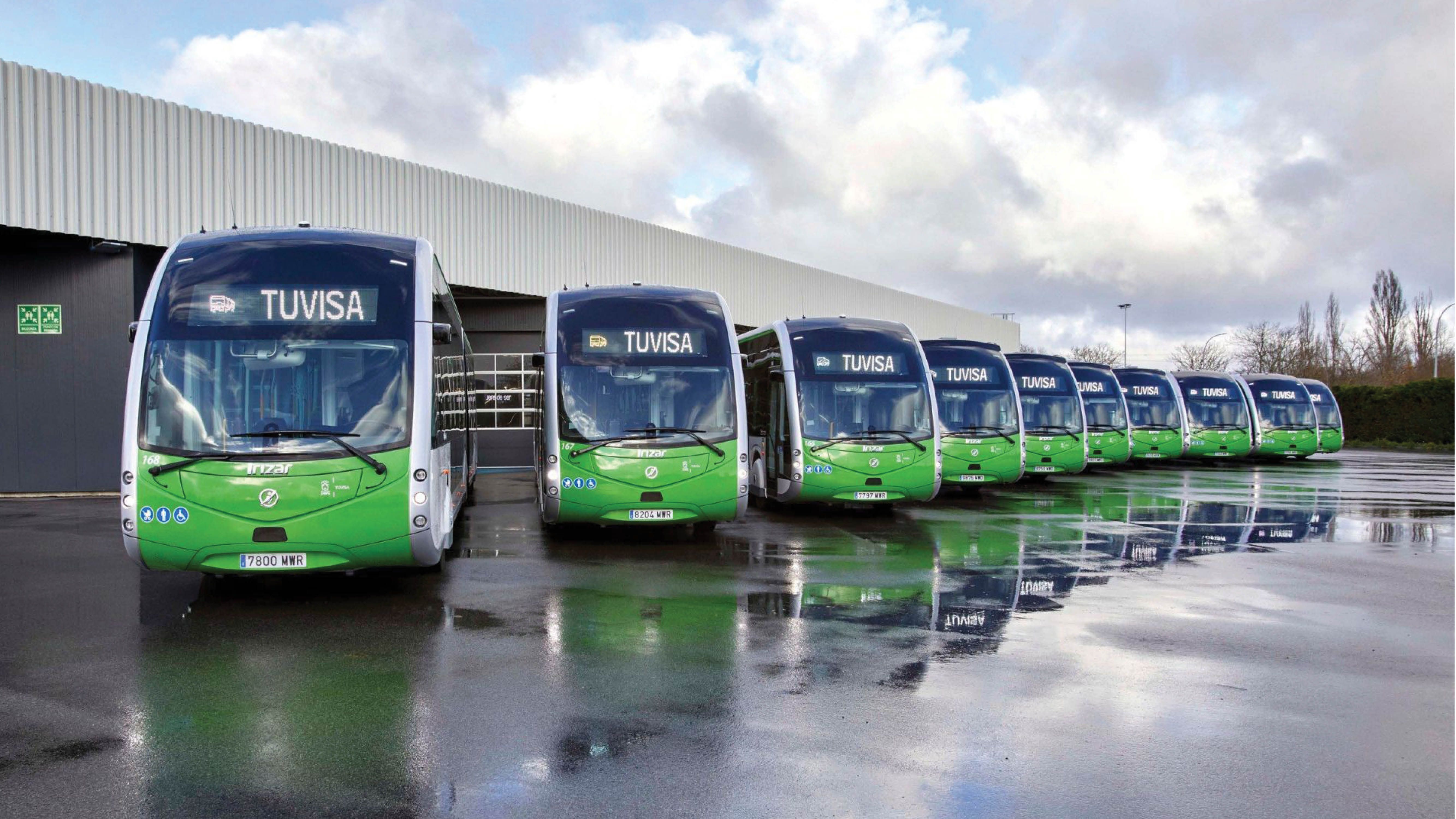 Los nuevos ie trams en circulación por Vitoria