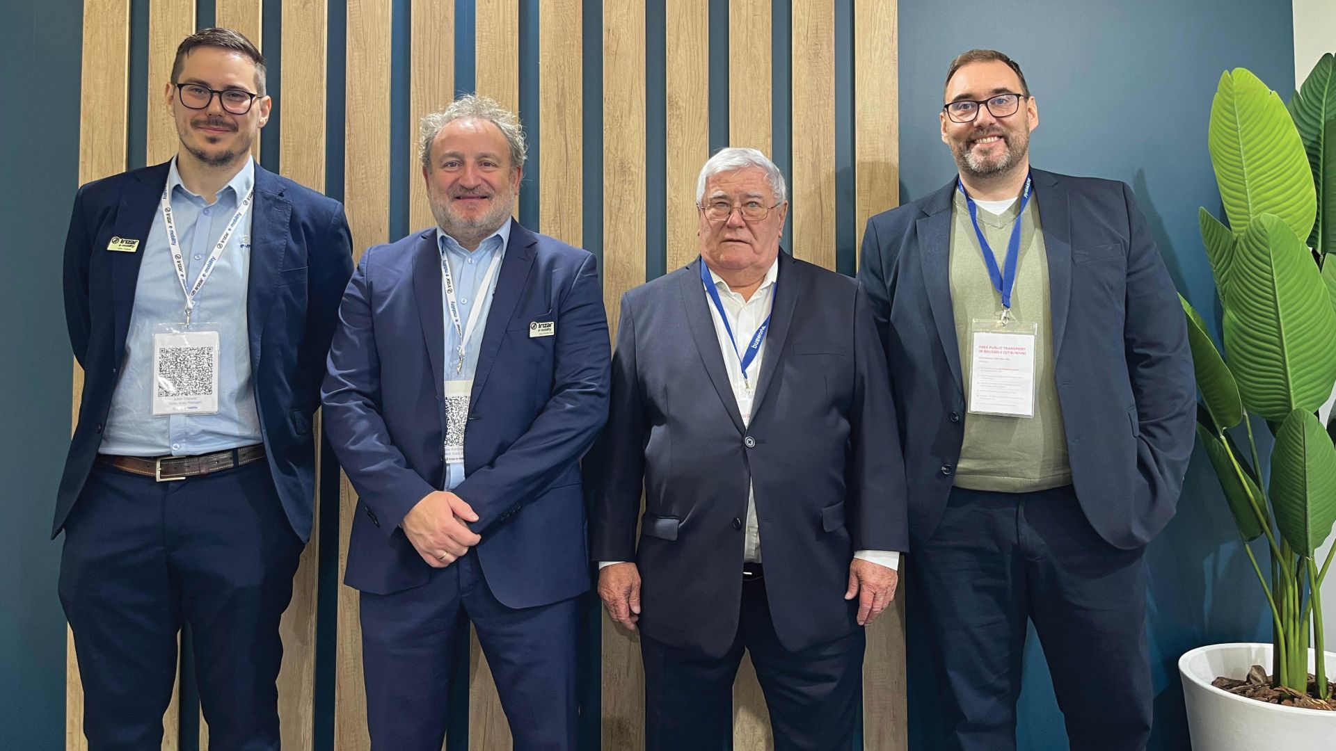 Irizar e-mobility refuerza su presencia en Suiza gracias al acuerdo firmado con Visa Véhicules Industrielles SA