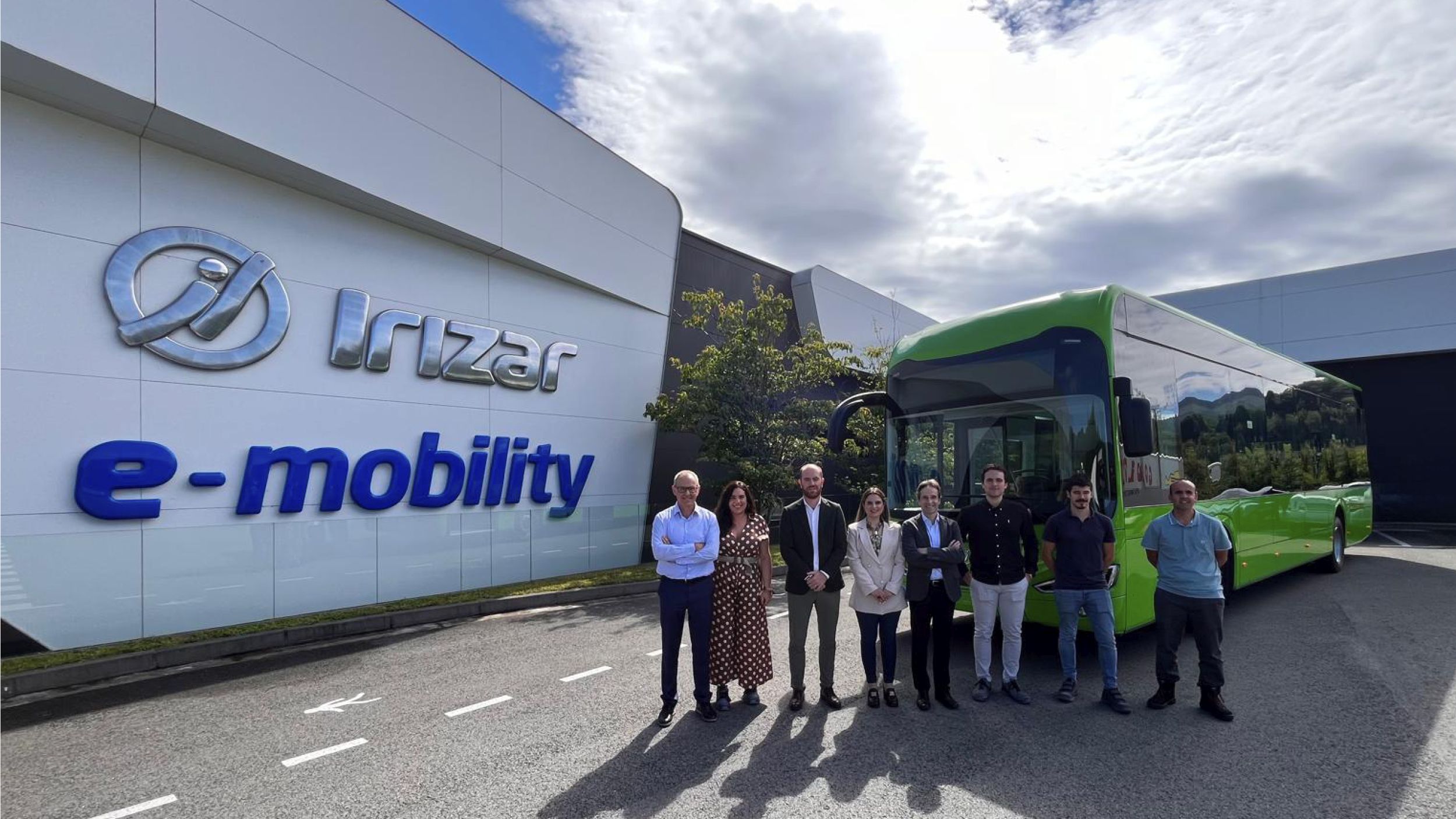 Twenty-eight new Irizar e-mobility buses for the Region of Murcia